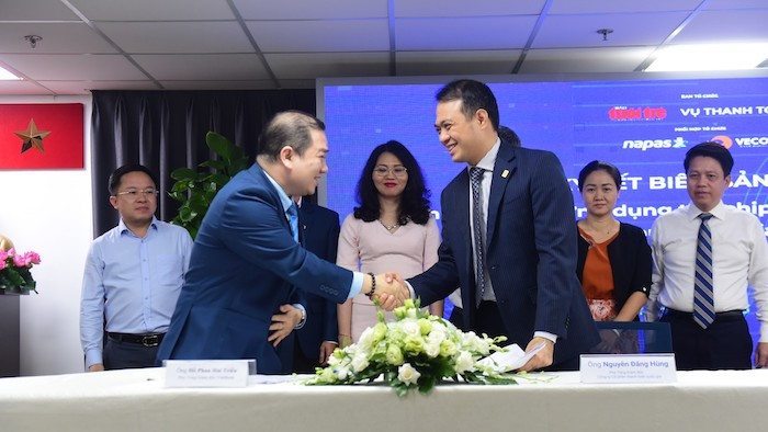 Vietbank và Napas hợp tác thúc đẩy thanh toán giao thông không dùng tiền mặt